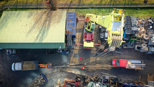 Fakivágás Daruzással Budapest (Mü-Gu Kft.)