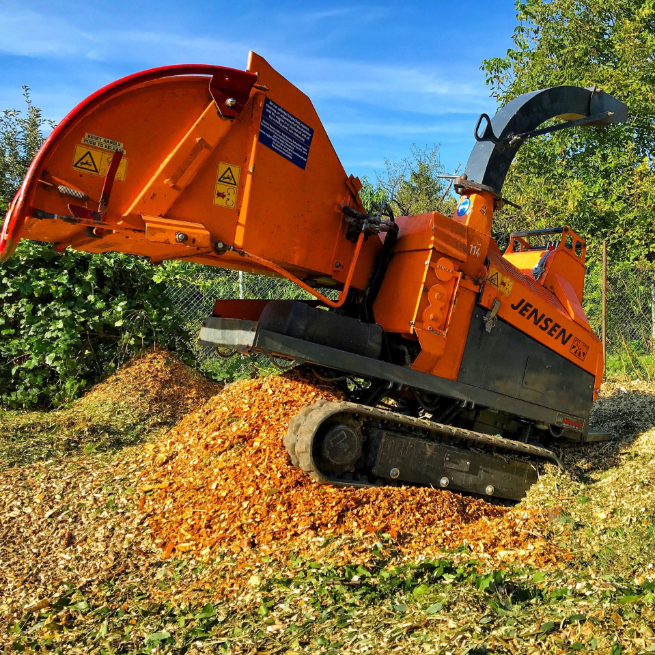 Gépi és kézi bozótirtás